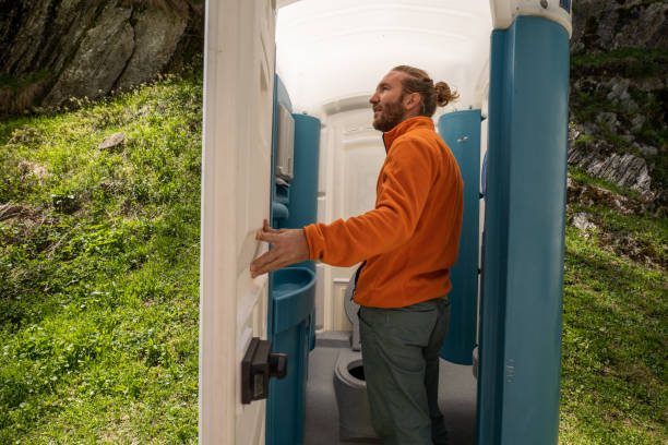 Porta potty delivery and setup in Kings Park, NY