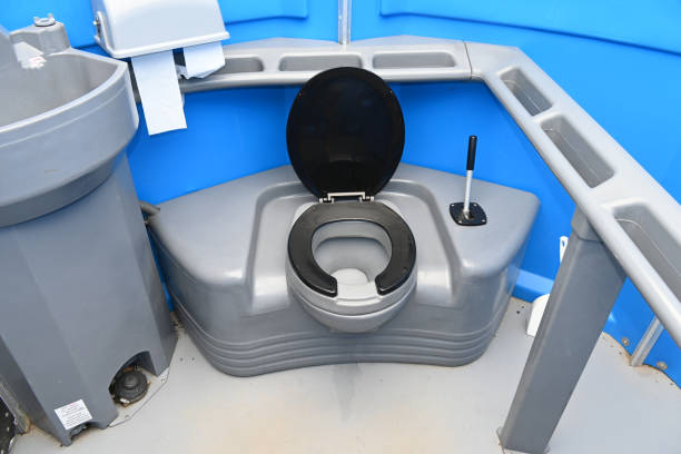 Best Construction site porta potty rental  in Kings Park, NY